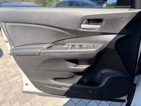 Used 2016 Honda CR-V SE image 10