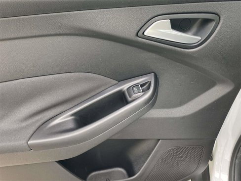 Used 2012 Ford Focus SEL image 12