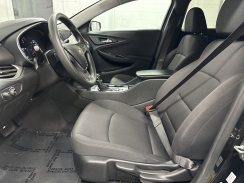 Used 2023 Chevrolet Malibu LS image 21