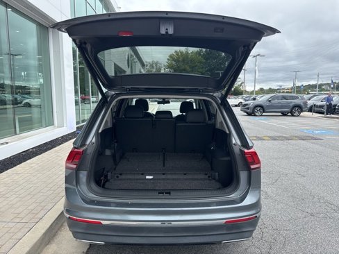 Used 2018 Volkswagen Tiguan SEL image 21
