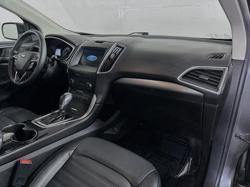 Used 2017 Ford Edge SEL w/ Equipment Group 201A image 27