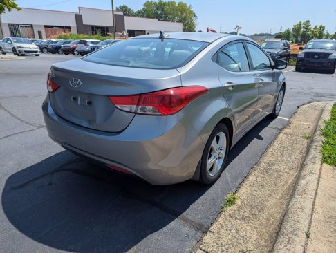 Used 2013 Hyundai Elantra GLS w/ Preferred Pkg image 7
