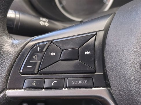 Used 2021 Nissan Versa S image 19