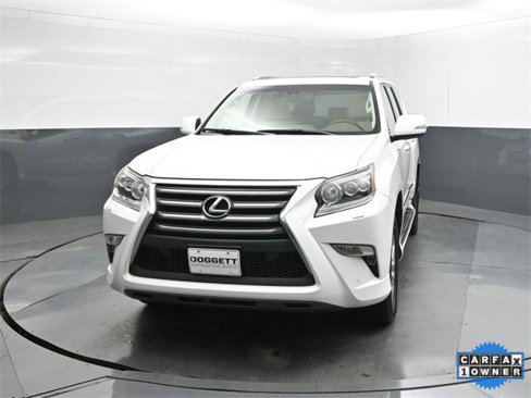 Used 2017 Lexus GX 460 image 30