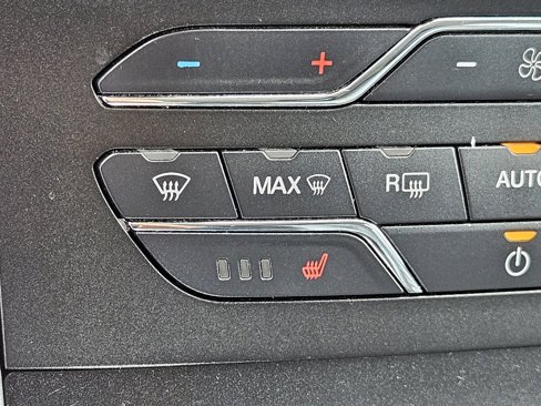 Used 2019 Ford Edge SEL w/ Equipment Group 201A image 27