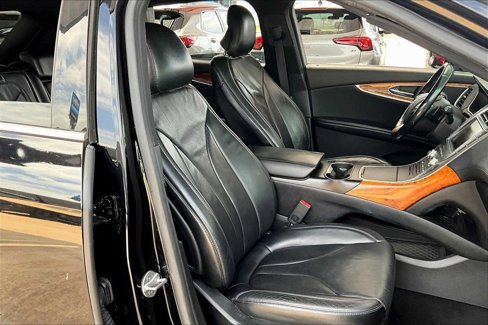 Used 2016 Lincoln MKX Reserve w/ Technology Package image 9