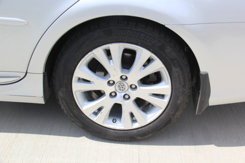 Used 2011 Toyota Avalon image 30