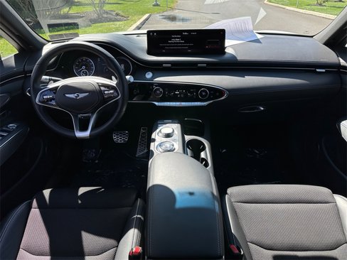 Used 2022 Genesis GV70 2.5T w/ Sport Prestige Package image 11