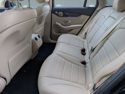 Used 2021 Mercedes-Benz GLC 300 image 15