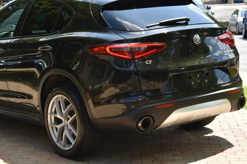 Used 2018 Alfa Romeo Stelvio Ti Sport image 10