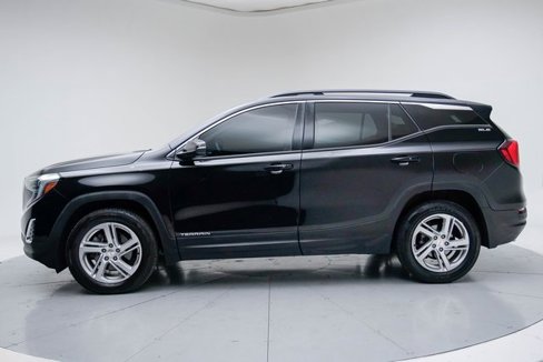 Used 2018 GMC Terrain SLE w/ Driver Convenience Package image 2