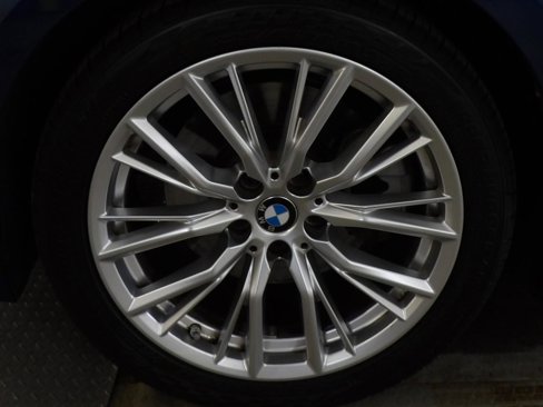 Used 2023 BMW 330i Sedan image 13