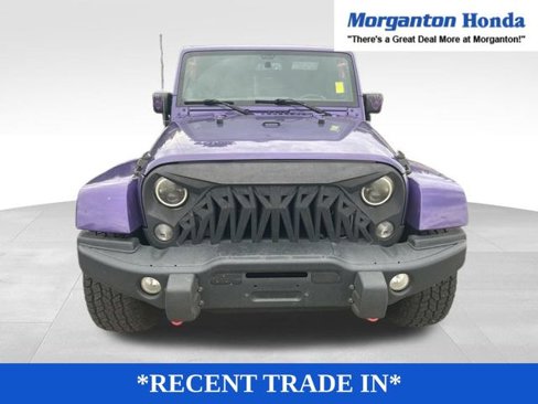 Used 2016 Jeep Wrangler Unlimited Sahara image 2