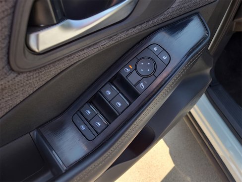 Used 2023 Nissan Rogue SV image 19