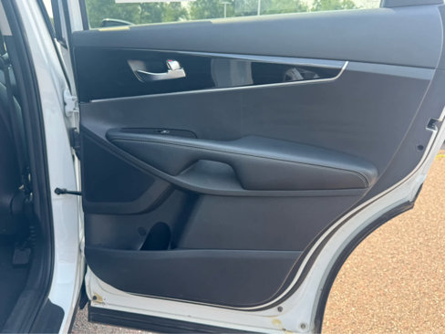 Used 2019 Kia Sorento LX image 33