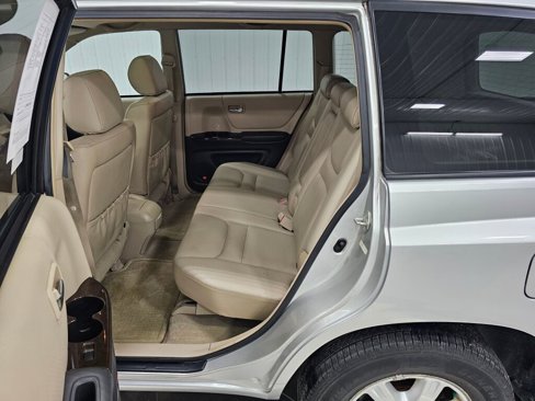 Used 2002 Toyota Highlander Limited image 3