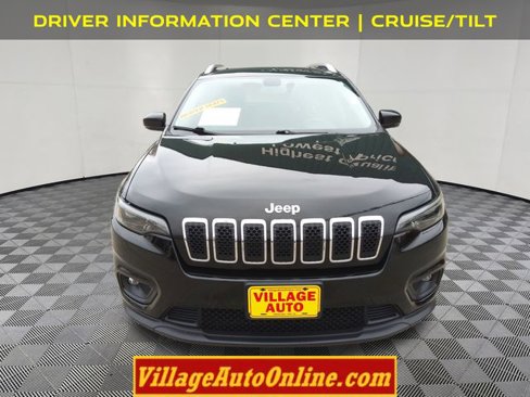 Used 2019 Jeep Cherokee Latitude Plus w/ Cold Weather Group image 6