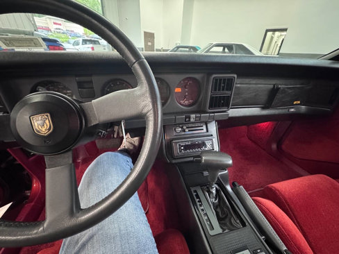 Used 1987 Pontiac Firebird Trans Am image 13