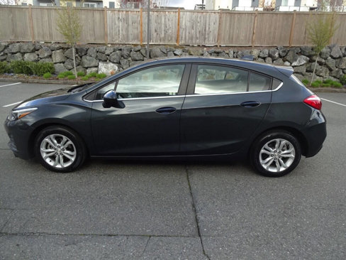 Used 2019 Chevrolet Cruze LT image 2