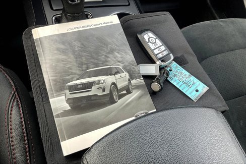 Used 2018 Ford Explorer XLT w/ Equipment Group 202A image 13