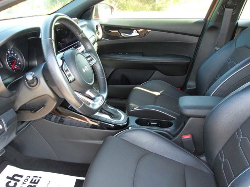 Used 2022 Kia Forte GT-Line image 26