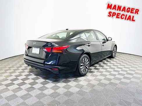 Used 2023 Nissan Altima 2.5 SV image 8