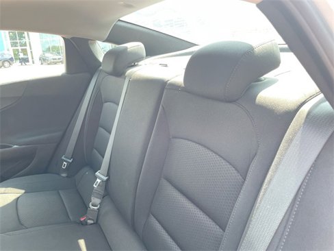 Used 2020 Chevrolet Malibu LS image 25