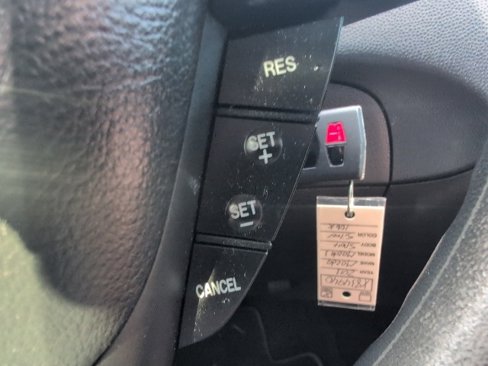 Used 2013 MAZDA MAZDA3 i Sport image 20