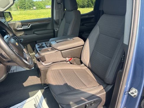Used 2024 Chevrolet Silverado 1500 LT image 12