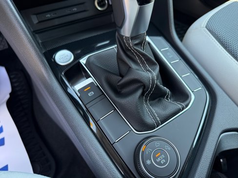 New 2025 Volkswagen Taos S image 20