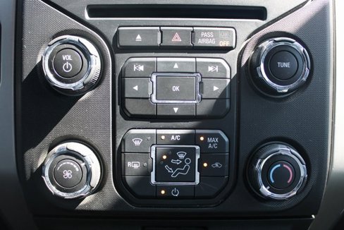 Used 2013 Ford F150 XLT w/ Luxury Equipment Group image 19