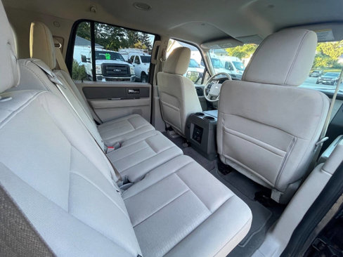 Used 2014 Ford Expedition XL image 31