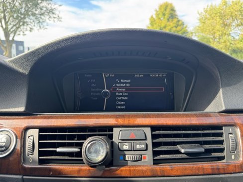 Used 2011 BMW 328i xDrive Sedan image 30