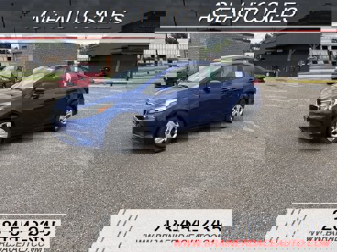 Used 2018 Kia Forte LX image 1