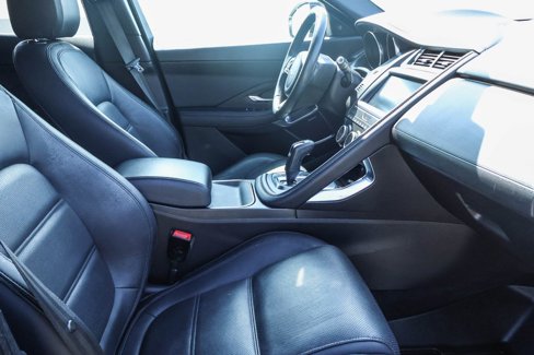 Used 2018 Jaguar E-PACE S image 17