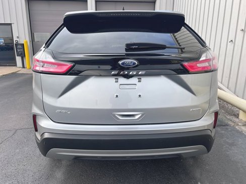 Used 2021 Ford Edge SEL w/ Convenience Package image 8