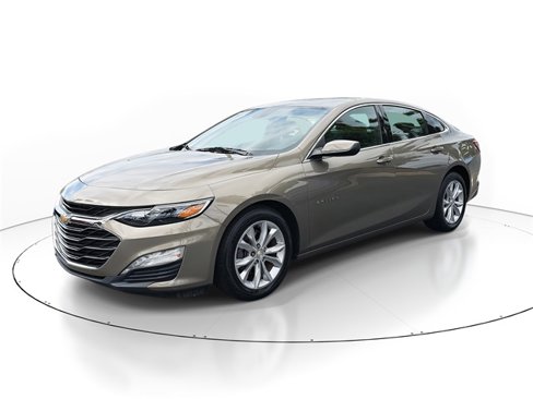 Used 2020 Chevrolet Malibu LT w/ Leather Package image 3