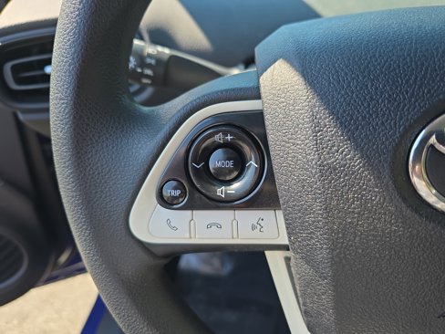 Used 2017 Toyota Prius Two image 16