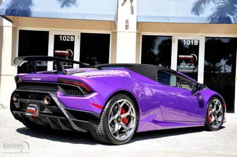Used 2019 Lamborghini Huracan Performante image 24