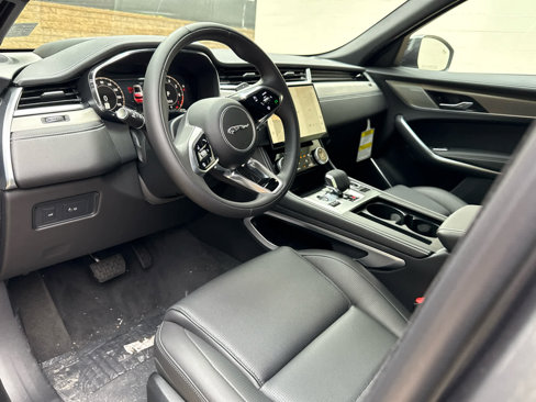 New 2026 Jaguar F-PACE R-Dynamic S image 12