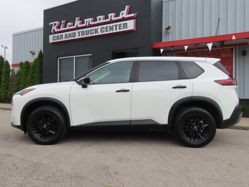 Used 2022 Nissan Rogue S image 11