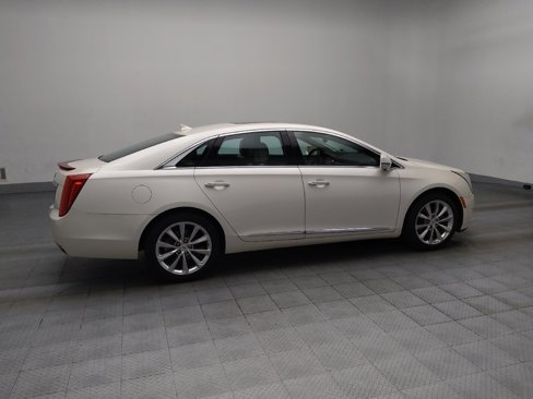 Used 2013 Cadillac XTS Premium image 10
