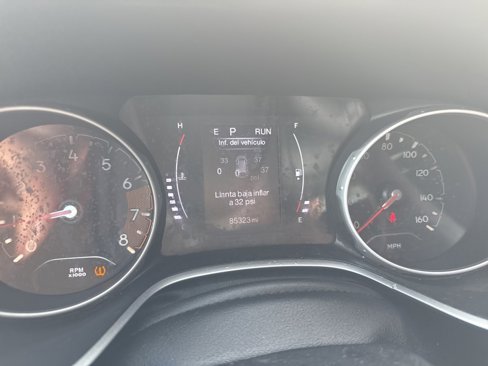 Used 2021 Jeep Compass Sport image 15