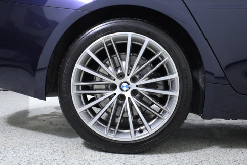 Used 2018 BMW 530i w/ Premium Package image 8