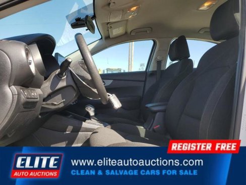 Used 2021 Kia Forte LXS image 13