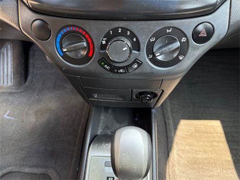 Used 2007 Chevrolet Aveo LS image 17