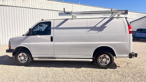 Used 2020 Chevrolet Express 2500 w/ Driver Convenience Package image 11