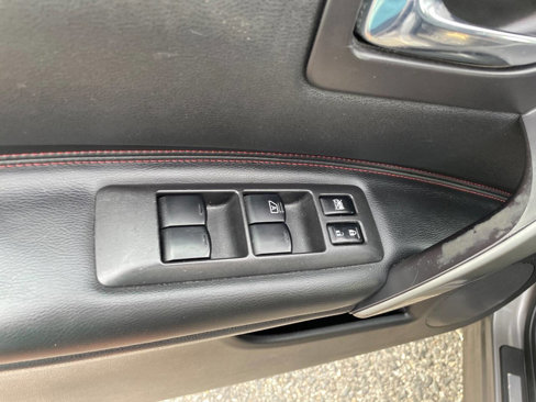 Used 2009 Nissan Rogue SL w/ Premium Pkg image 13