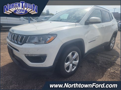Used 2018 Jeep Compass Latitude w/ Popular Equipment Group image 1