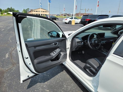 New 2025 Honda Civic Sport image 17